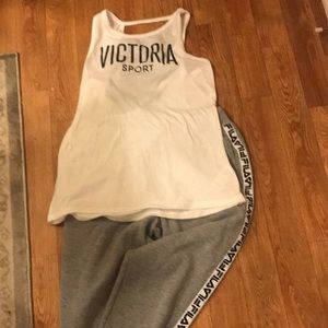 🤣😂🤣🤣😂 FILA Sweat Pants Active Wear and Victoria Sport top